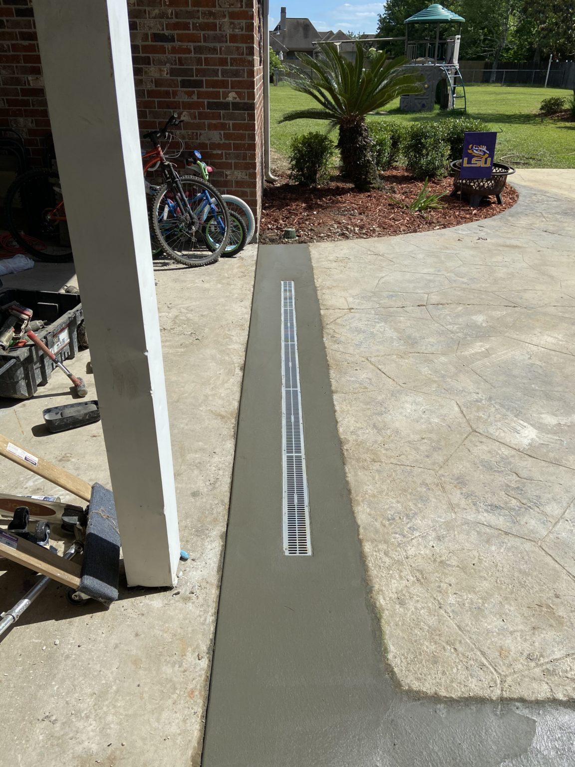 Baton Rouge Drainage Company - Lawn Drainage Solutions | WCK